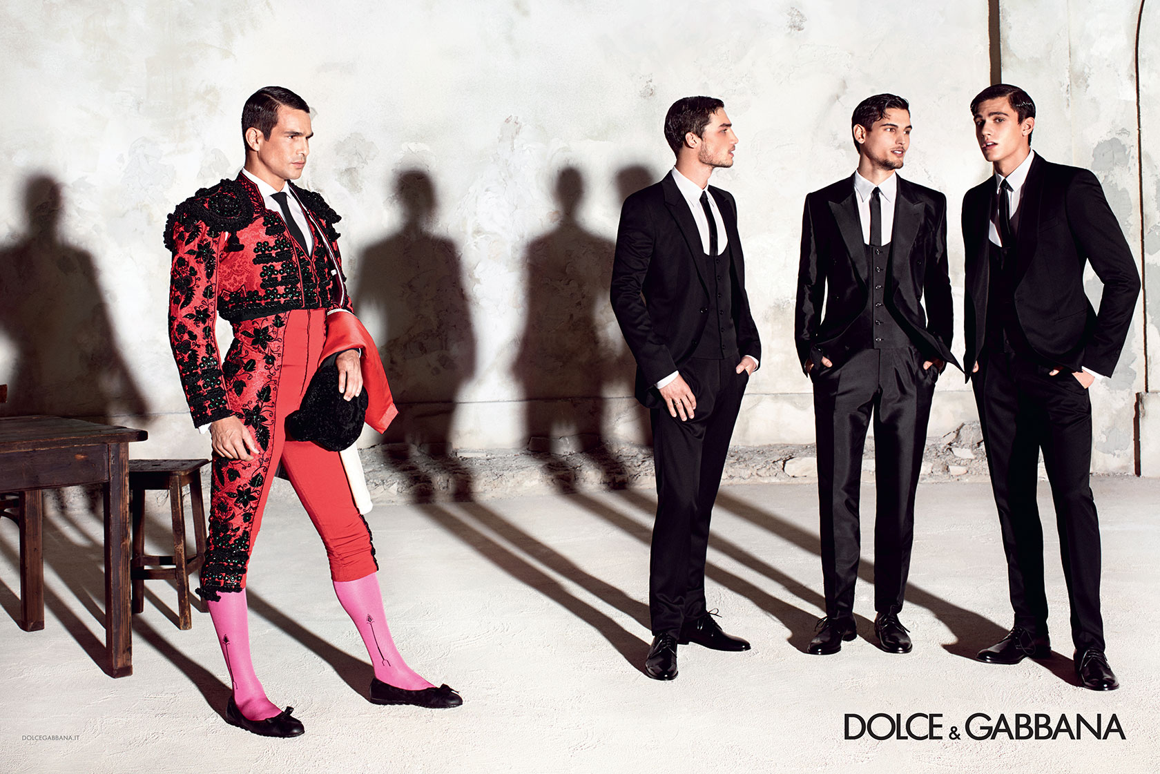 dolce-and-gabbana-summer-2015-men-advertising-campaign-01-zoom