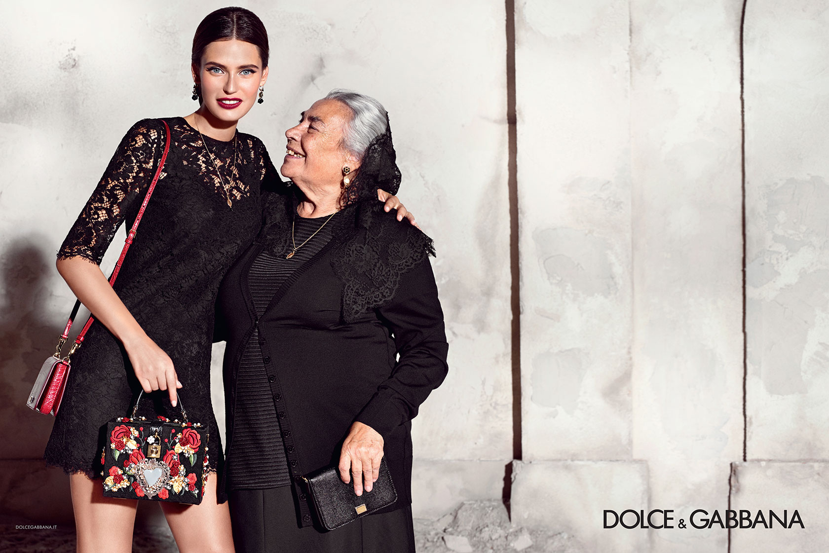 dolce-and-gabbana-summer-2015-women-advertising-campaign-10-zoom